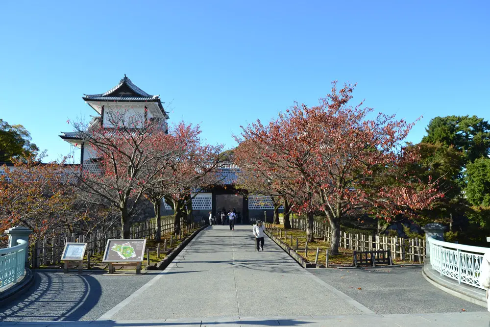 Главният ход на замъка в Каназава - Ishikawa-mon Gate