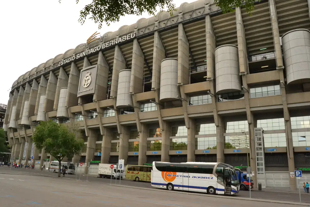 Изглед към стадион Сантяго Бернабеу