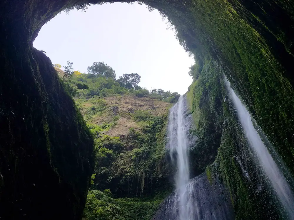 Водопад Мадакарипура