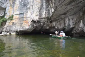 Пещера в Транг Ан