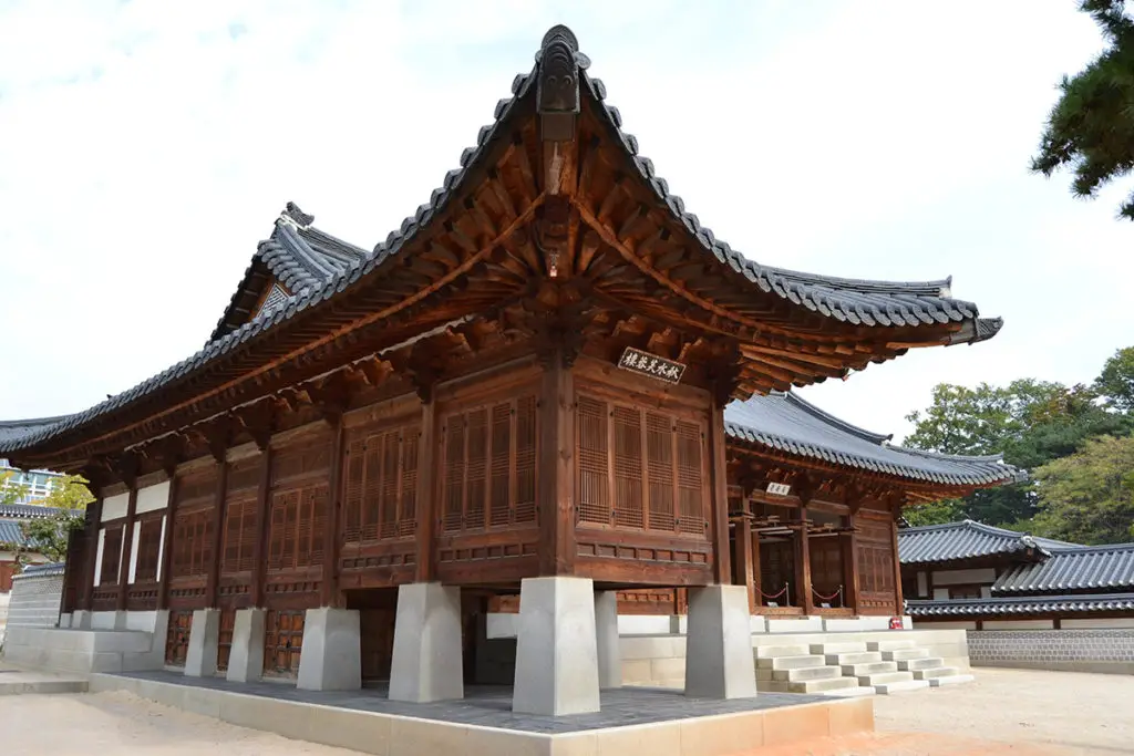 Visiting Gyeongbokgung Palace in Seoul