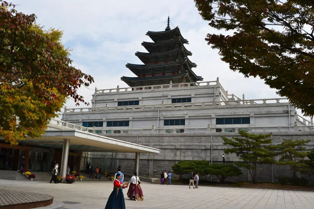 Забележителности в Сеул - дворец Кьонбоккун