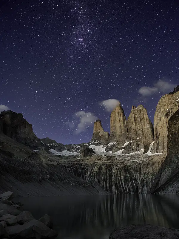 Национален парк Торес дел Пайне през нощта