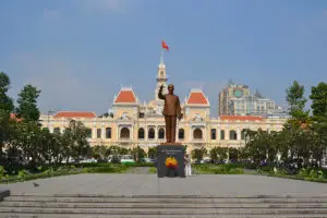 Статуята на Хо Ши Мин в Хошимин