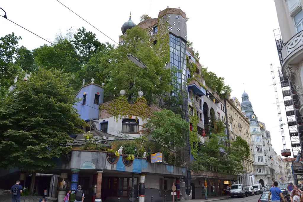 Best Places to Visit in Vienna - Hundertwasser House