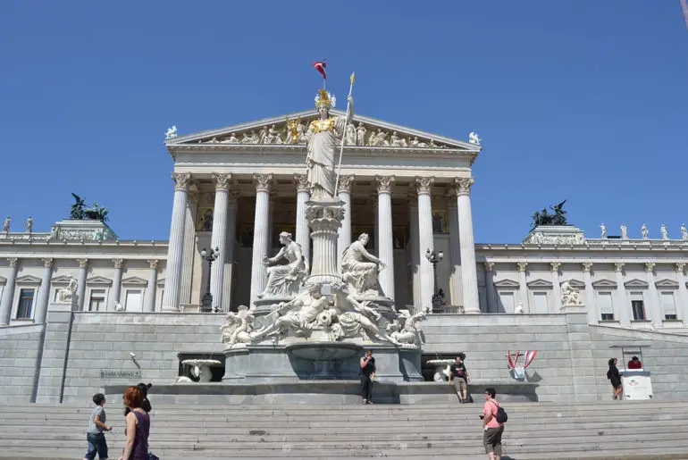 Австрийският парламент във Виена