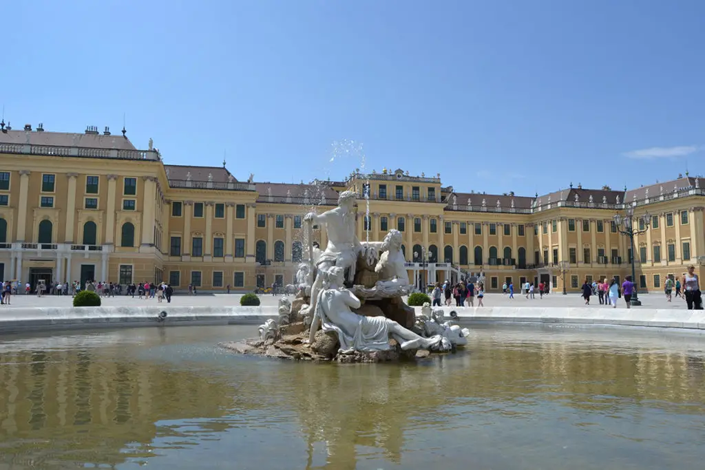 Забележителности във Виена - дворецът Шьонбрун