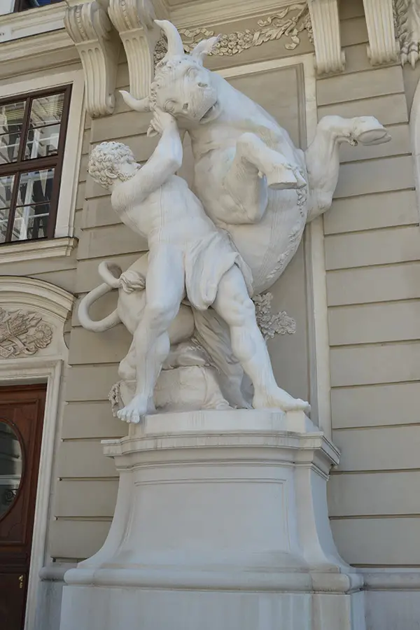 Sculpture of Hercules fighting the Cretan Bull
