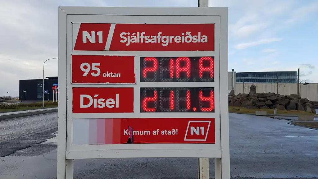 Табела с цените на горива в Исландия