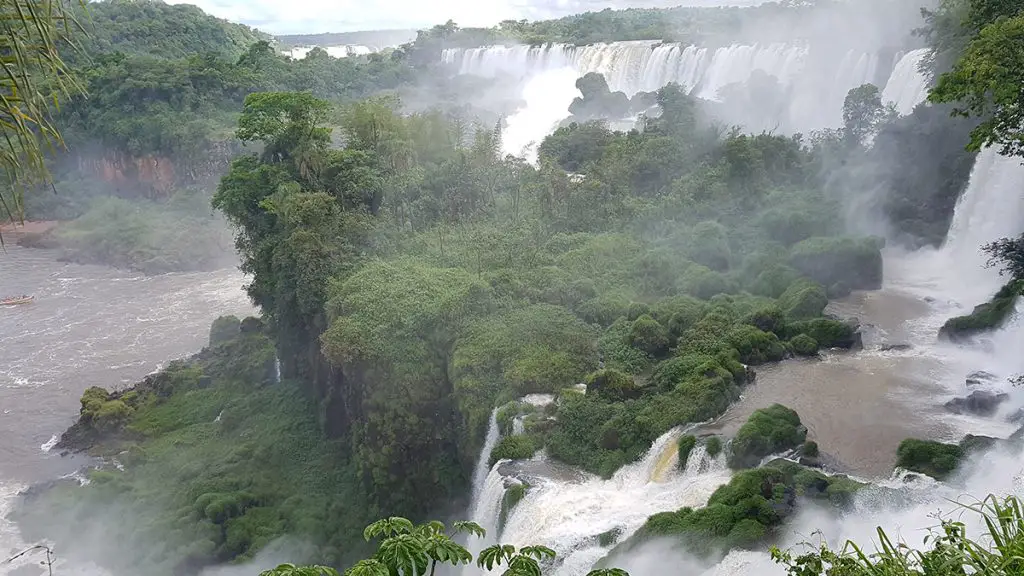 Водопадите Игуасу 