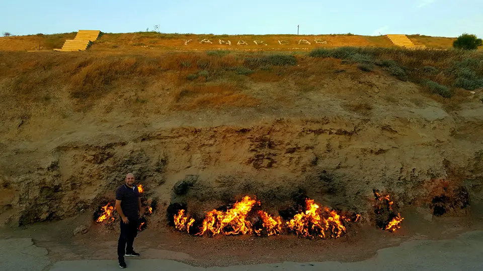 Yanar Dag, Azerbaijan