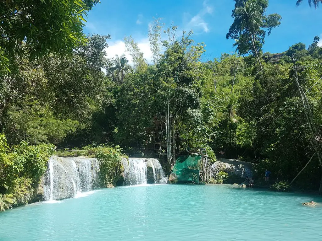 Cambugahay Falls