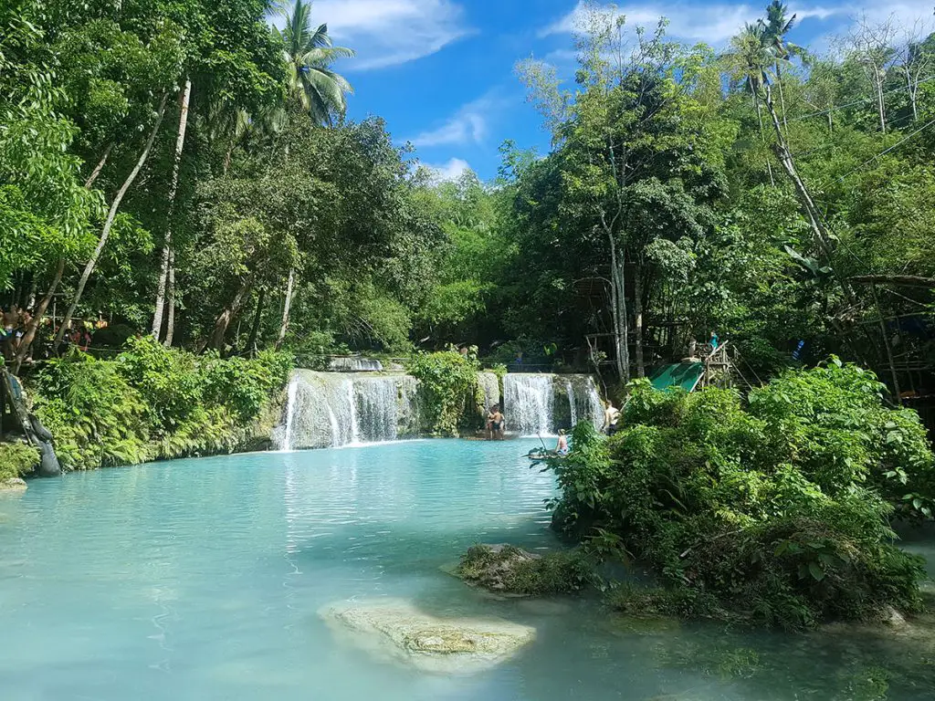 Thing to do in Siquijor - Jump Into the water