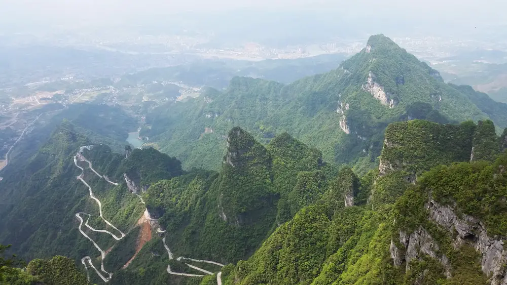 Гледка от планината Тианмън