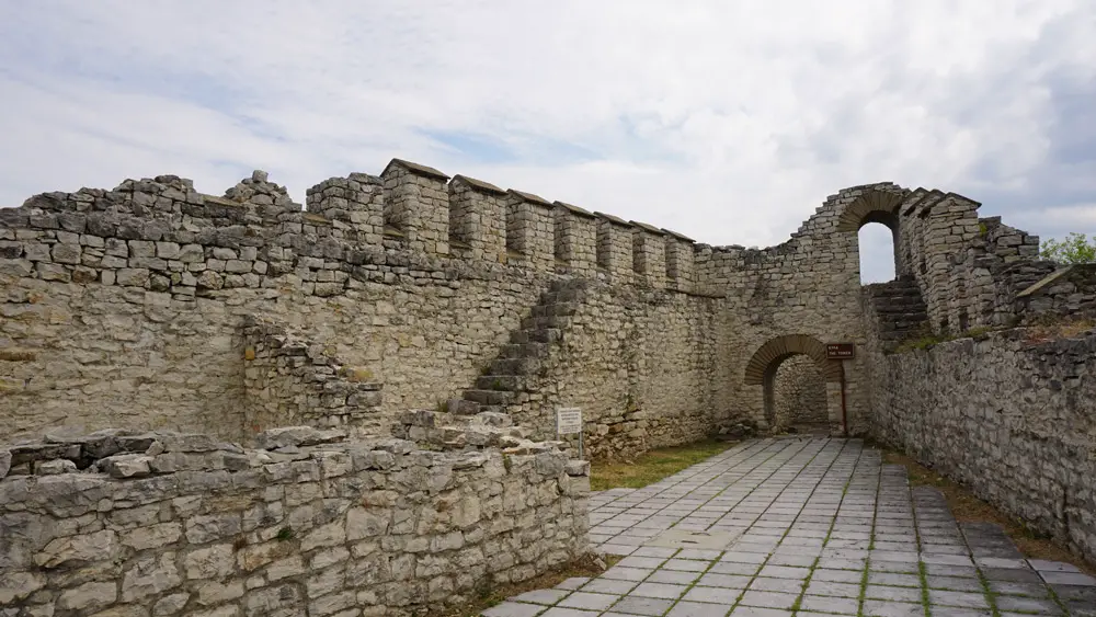 Ловешка средновековна крепост