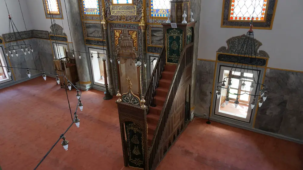 Забележителности в Шумен - Томбул джамия отвътре