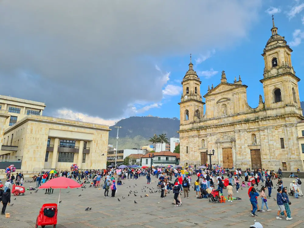Забележителности в Богота - площад Боливар