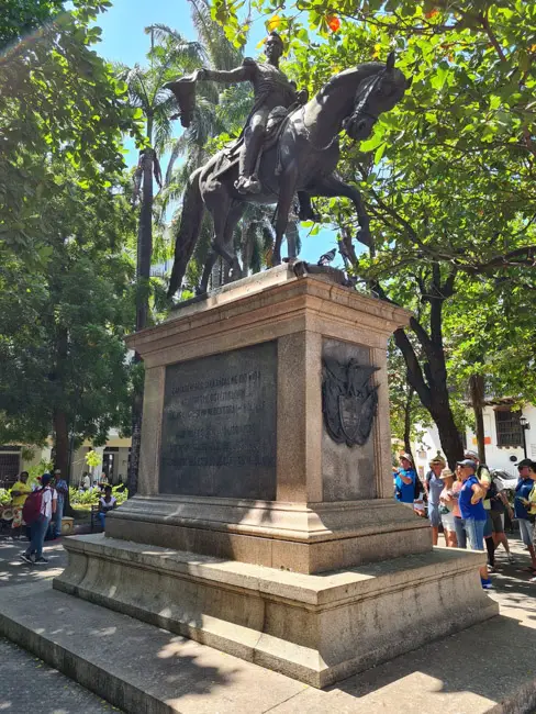 Монументът на Симон Боливар в Картахена