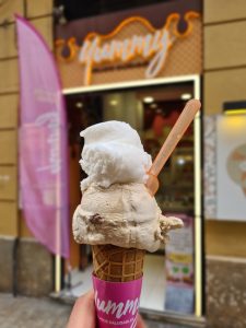 Сладолед от YUMMY - Heladería