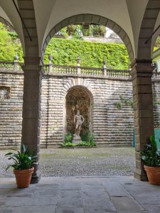 Дворецът Морони в Бергамо